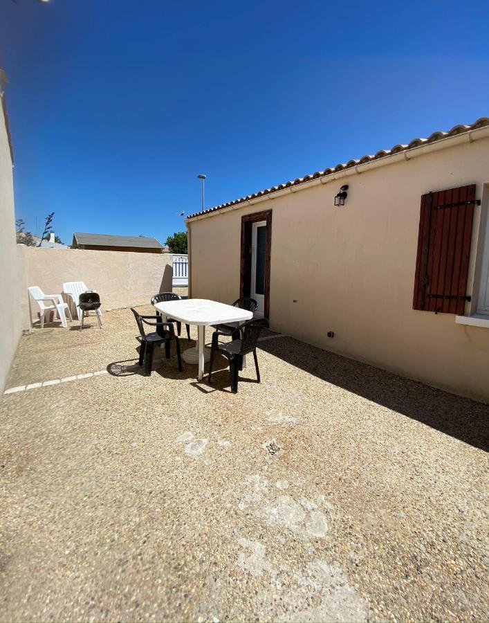 Holiday home Maison *** Avec Cour 3km Et La Rochelle